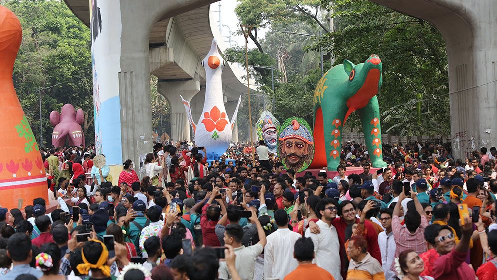 বৈশাখী আবাহনে মানবের জয়গান, আজ পহেলা বৈশাখ (ভিডিও)