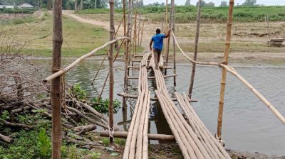 সখীপুরে বংশাই নদীতে সেতু না হওয়ায় ভোগান্তি