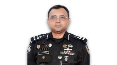 র‌্যাবের গণমাধ্যম শাখার নতুন পরিচালক কমান্ডার আরাফাত
