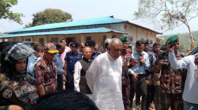 সন্ত্রাসীদের বিরুদ্ধে সাঁড়াশি অভিযান চালানো হবে: স্বরাষ্ট্রমন্ত্রী