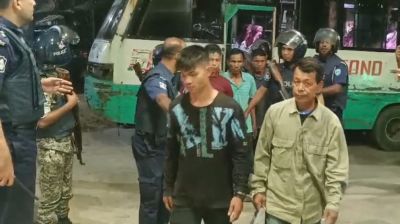 বান্দরবানে যৌথ বাহিনীর পৃথক অভিযানে নারীসহ আটক ৫৫