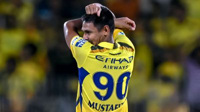 মুস্তাফিজের কাঁধে হারের দায় দিতে চান না অধিনায়ক!