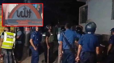 আশুগঞ্জে মসজিদে মাসআলা নিয়ে সংঘর্ষ, পুলিশসহ আহত ১৫