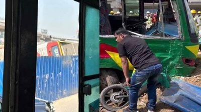 থার্ড টার্মিনালের দেয়াল ভেঙে ভেতরে বাস, প্রকৌশলী নিহত 