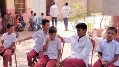 কেজি স্কুলে তাপদাহ নেই! চলছে পাঠদান
