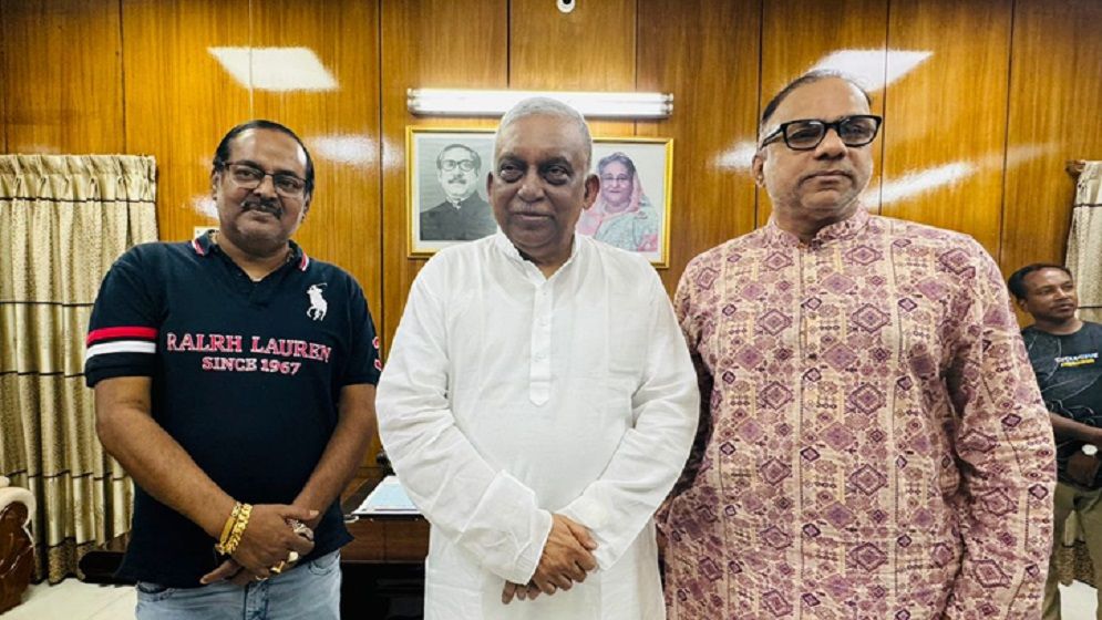 স্বরাষ্ট্রমন্ত্রীর সঙ্গে মিশা-ডিপজলের সাক্ষাৎ