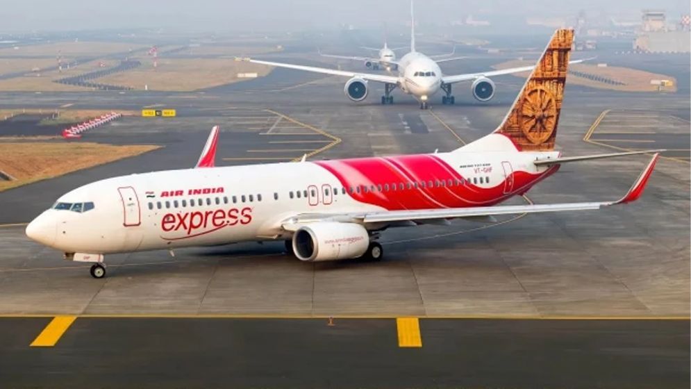 এক দিনে ৩০০ কেবিন ক্রু ছুটিতে!