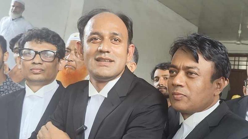 হাইকোর্টে হারলেন ব্যারিস্টার সুমন