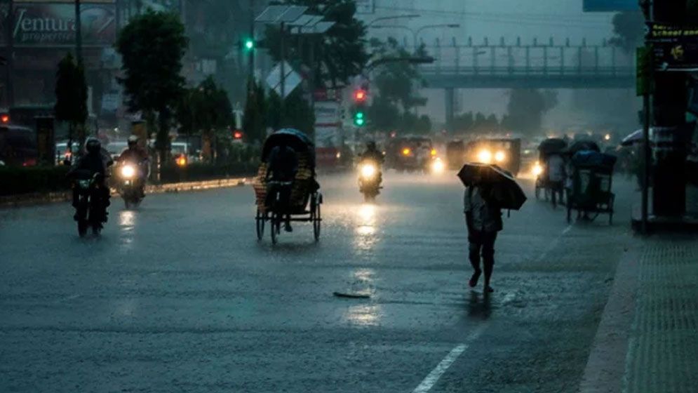 আজ রাতেও ঢাকায় বৃষ্টি হওয়ার সম্ভাবনা