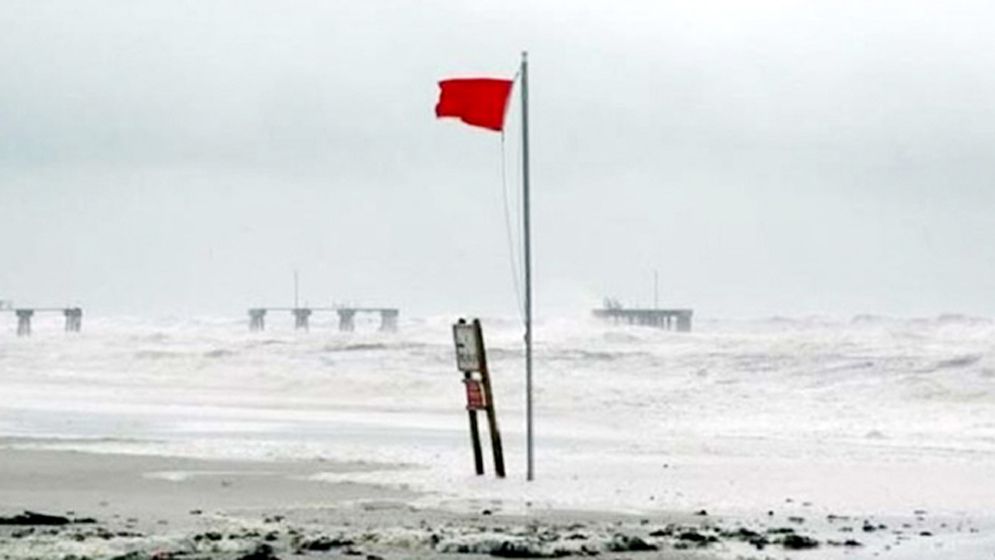 ঘূর্ণিঝড়ের প্রভাবে ৩০০-৩৫০ মিলিমিটার বৃষ্টির সম্ভাবনা