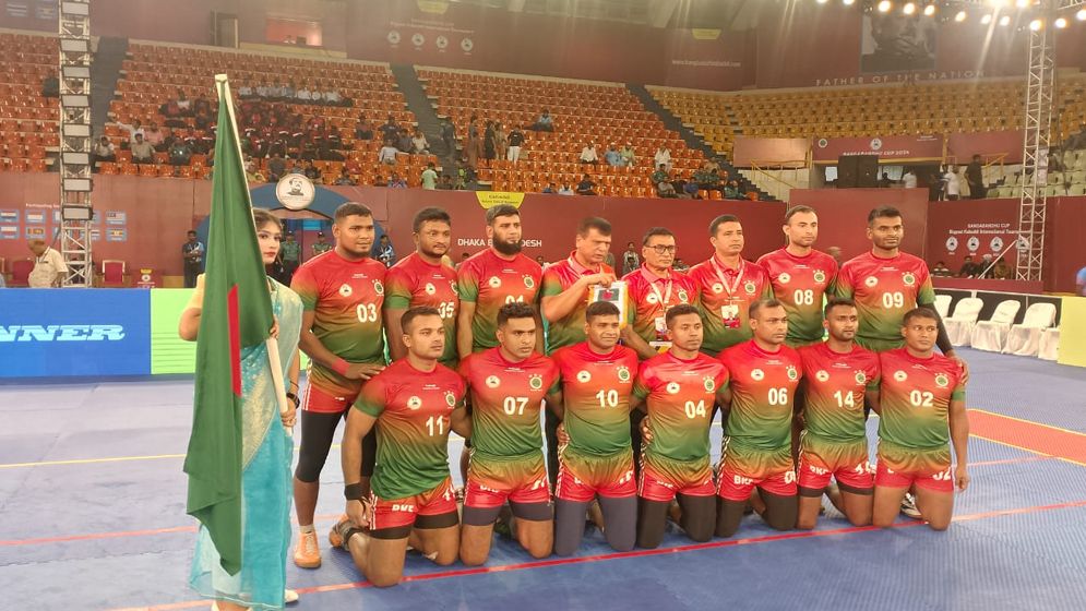 বঙ্গবন্ধু কাপ আন্তর্জাতিক কাবাডির চতুর্থ দিনে ইন্দোনেশিয়াকে হারালো বাংলাদেশ 