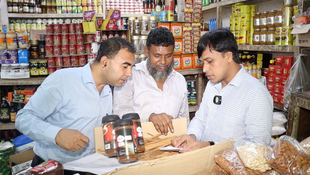 নকল নেসক্যাফে বিক্রয় এবং ভেজাল আইসক্রিম ফ্যাক্টরিতে ভোক্তা অধিদপ্তরের অভিযান
