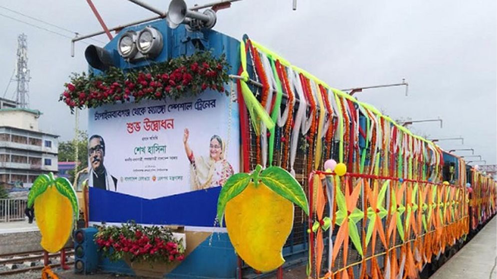 এবারও দেড় টাকায় ঢাকা যাবে রাজশাহীর আম