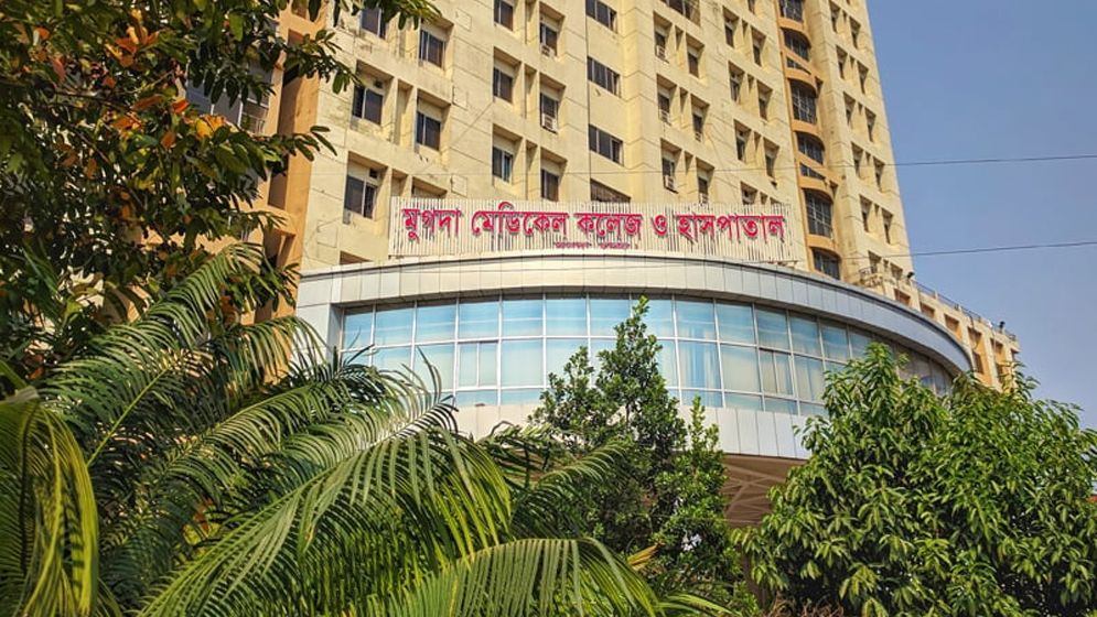 ১০ তলা থেকে পড়ে ২ নির্মাণশ্রমিক নিহত