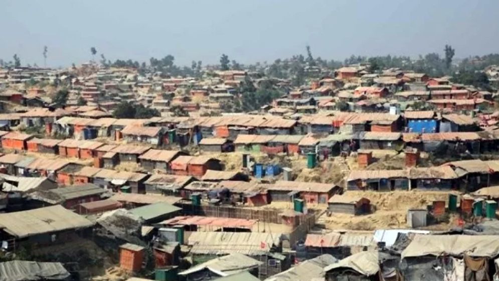 তাপদাহে পুড়ছে রোহিঙ্গা ক্যাম্প