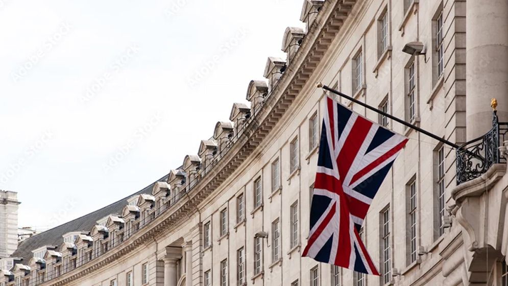 ১০ হাজারেরও বেশি বাংলাদেশিকে ফেরত পাঠাবে যুক্তরাজ্য