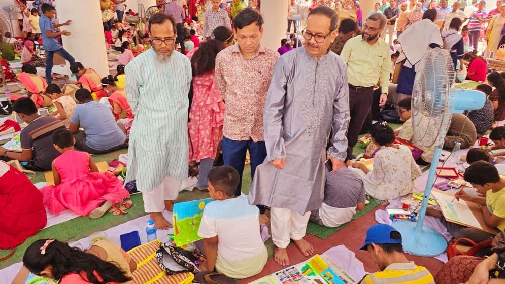 পরিবেশ বিষয়ে সচেতনতা বৃদ্ধিতে তরুণরা গুরুত্বপূর্ণ ভূমিকা পালন করতে পারে’