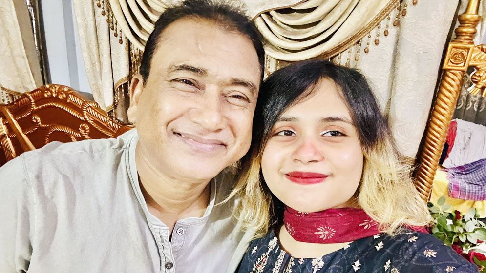 রাজনীতিতে আসছেন আনারকন্যা!