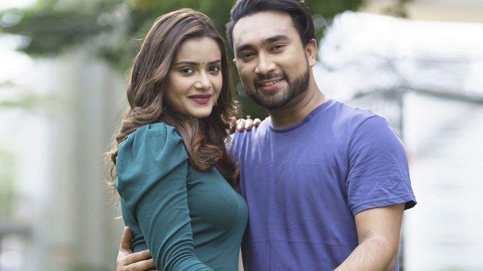 বিরতি ভেঙে জুটিবদ্ধ জোভান-তিশা