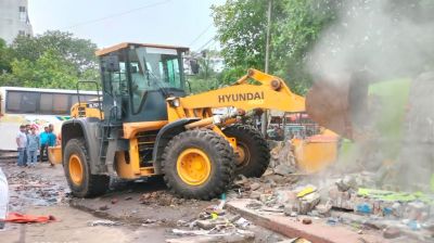 মহাখালীতে ২৫টি দোকান উচ্ছেদ করেছে ডিএনসিসি 