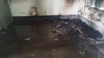 ঝিকরগাছায় দুর্বৃত্তের দেয়া আগুনে এতিম খানা পুড়ে ছাই