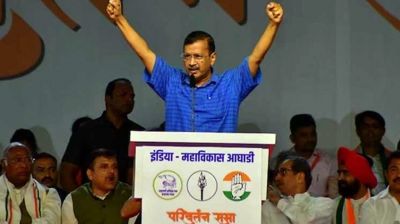 বাংলাদেশ থেকে শিক্ষা নিয়ে ভোট করছেন মোদি: কেজরিওয়াল