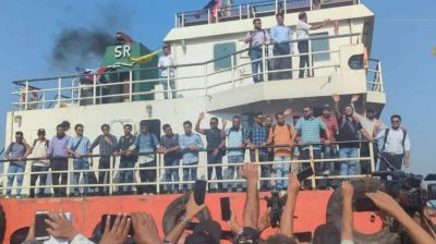 ‘জলদস্যুরা আমাদের দিয়ে রান্না করিয়ে খেত’