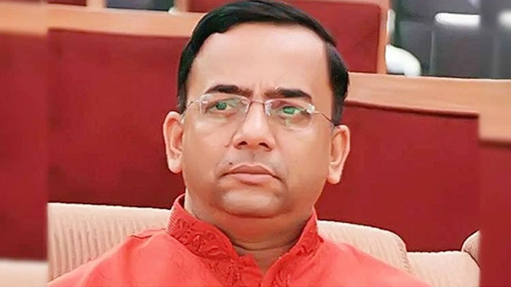 ঢাবিতে ভর্তির যোগ্যতা ছাড়াই ডক্টরেট ডিগ্রি পেয়েছেন বেনজীর