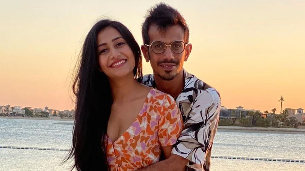 সম্পর্ক নিয়ে কটাক্ষের শিকার হয়েছিলেন চাহালের স্ত্রী