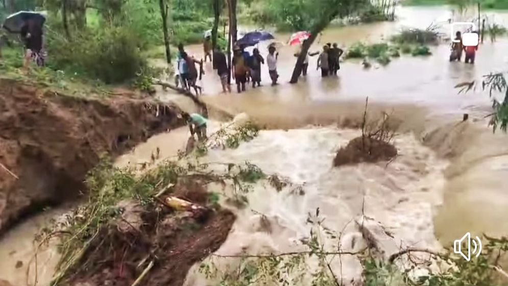 হবিগঞ্জে খোয়াই নদীর পানি বিপৎসীমার উপরে