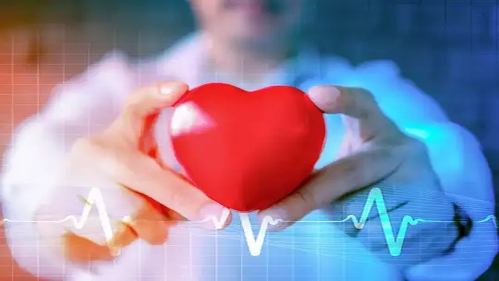 সুগার নিয়ন্ত্রণ ও হার্ট ভালো রাখে গ্রীষ্মের যে ফল