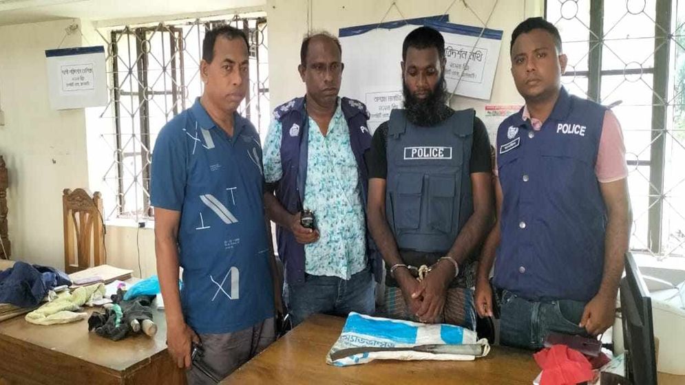 ৪ লাখ টাকার চুক্তিতে হত্যা করা হয় স্বেচ্ছাসেবক লীগ নেতাকে