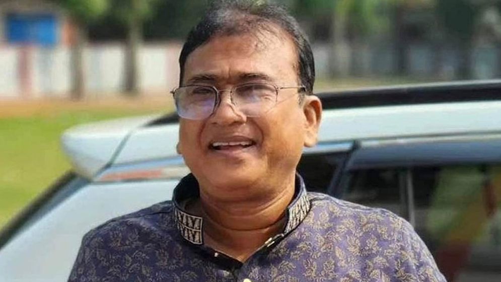 সন্দেহের তালিকায় এক নায়িকা
