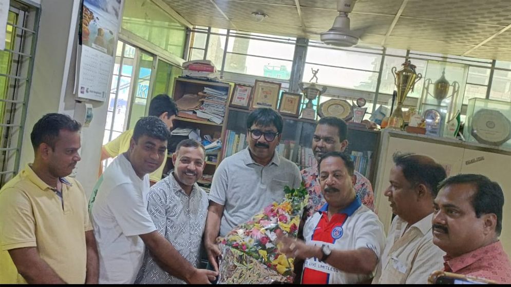 সাংবাদিকদের সঙ্গে উপজেলা চেয়ারম্যানের মতবিনিময়