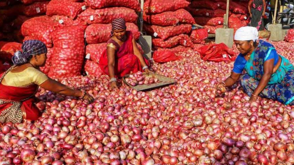 ভারতে বাড়ছে পেঁয়াজের দাম