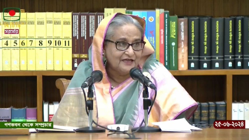 শেখ হাসিনা দেশ বিক্রি করে না: প্রধানমন্ত্রী