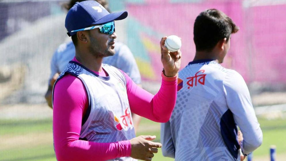‘মায়ের দোয়া টিম’ বলে সাকিবের মজা
