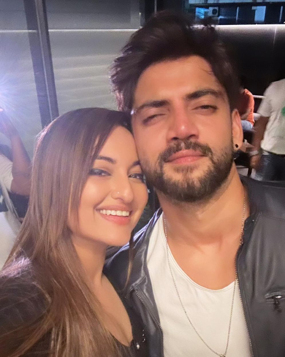 সোনাক্ষীর হবু বরের সঙ্গে একাধিক নায়িকার সম্পর্কের অভিযোগ