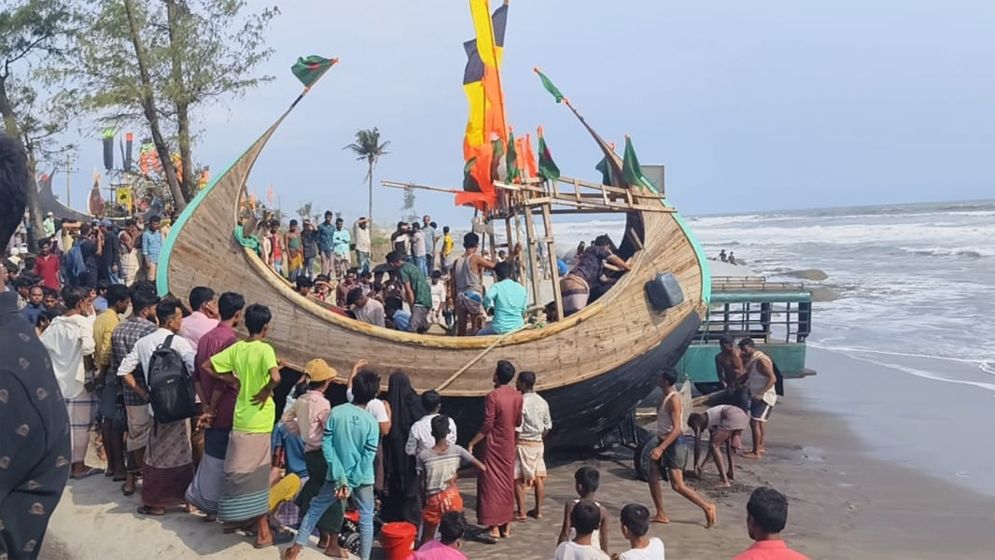 টেকনাফ-সেন্টমার্টিন নৌযান চলাচল শুরু