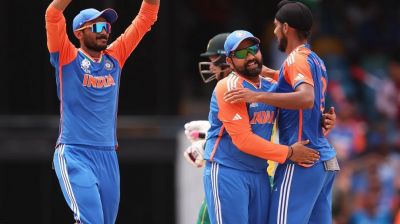 শেষের রোমাঞ্চে দক্ষিণ আফ্রিকাকে হারিয়ে বিশ্বচ্যাম্পিয়ন ভারত