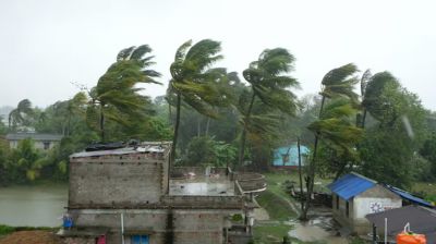 দেশের ৮ অঞ্চলে দুপুরের মধ্যে ঝড়ের আভাস