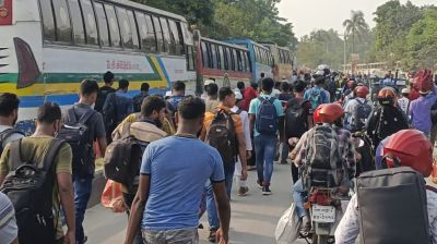 ঈদযাত্রা: ঘরমুখো মানুষের স্রোত