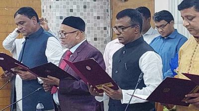 উপজেলা পরিষদের চেয়ারম্যান হিসেবে শপথ নিলেন কালাম