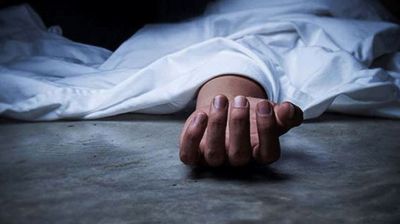 তালাবদ্ধ ক্লাশ রুম থেকে মাদরাসা শিক্ষিকার লাশ উদ্ধার
