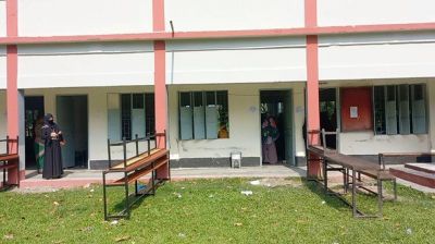 ভোটারশূন্য কেন্দ্র, বিরক্ত কর্মকর্তারা