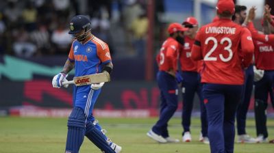বৃষ্টি শেষে আবারো খেলা শুরু