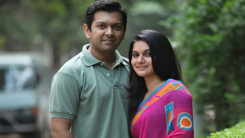 একই ছাদের নিচে দেখা মিললো তাহসান-মিথিলার! (ভিডিও)