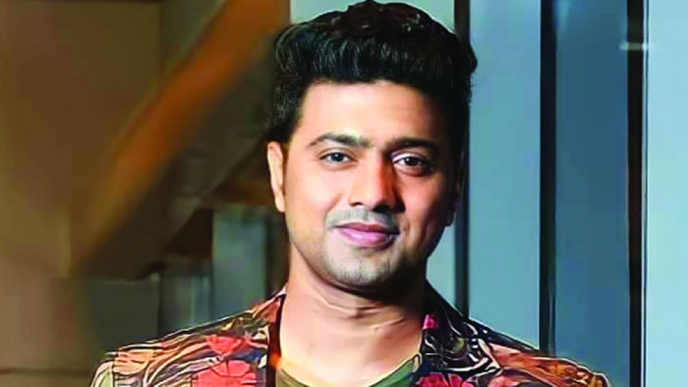 রাফির বক্তব্য সত্য নয়, বললেন দেব