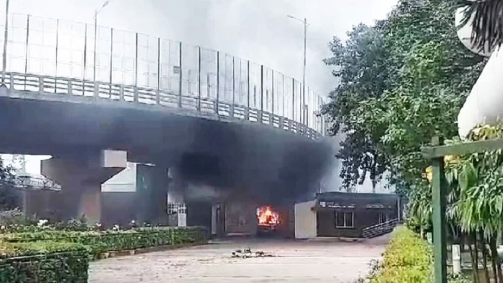 বিটিভি ভবনে আগুন