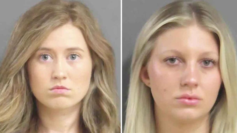 ছাত্রের সঙ্গে অনৈতিক সম্পর্ক, ২ নারী কর্মী গ্রেপ্তার